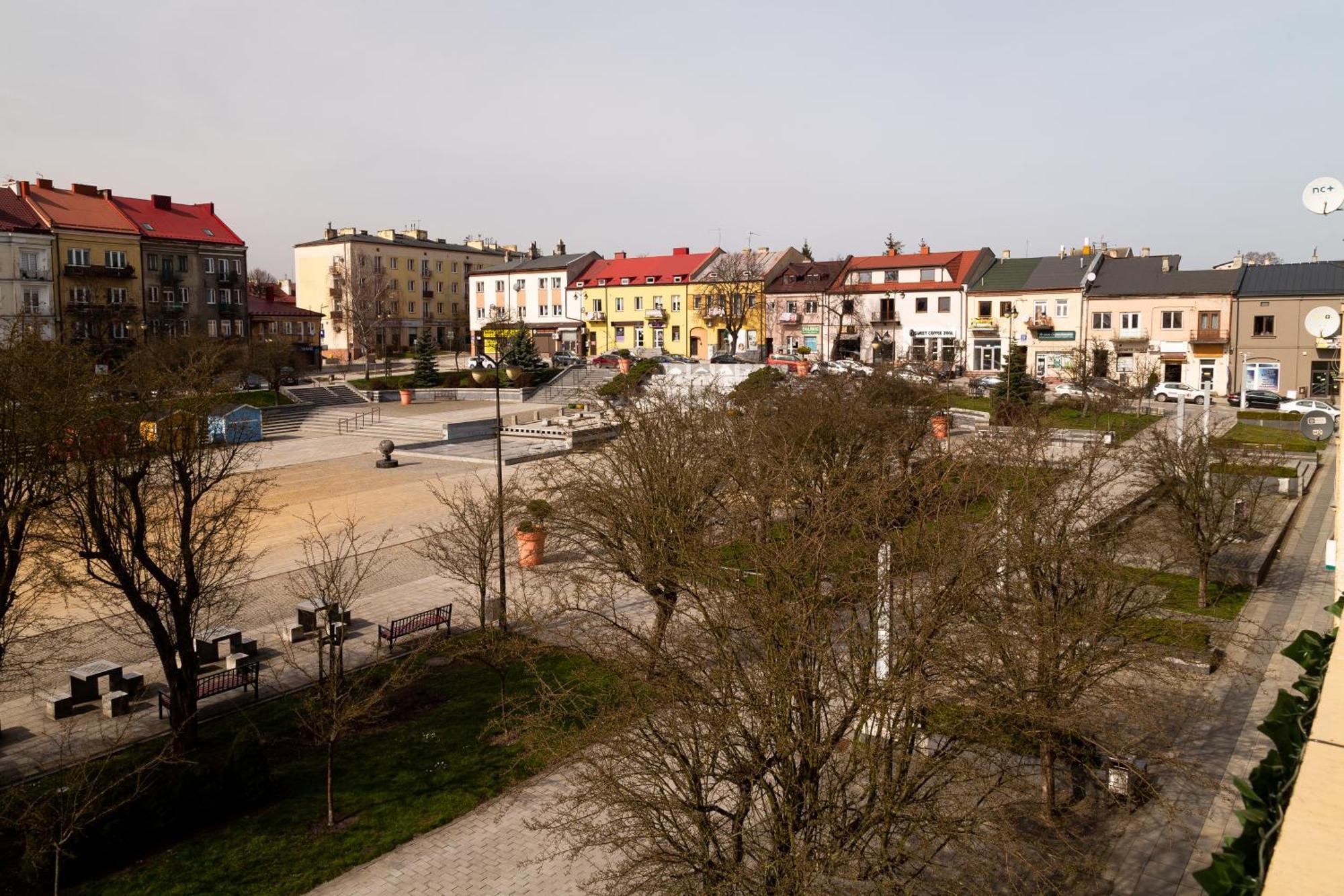 Apartament Rynek 10 Ostrowiec Swietokrzyski Exterior photo